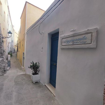 Residenza Nel Borgo L'Appusentu Bed and Breakfast Castelsardo Eksteriør billede