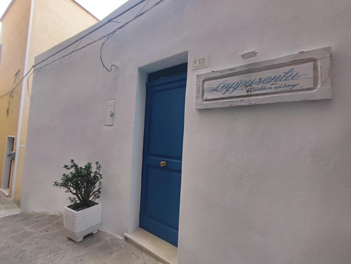 Residenza Nel Borgo L'Appusentu Bed and Breakfast Castelsardo Eksteriør billede